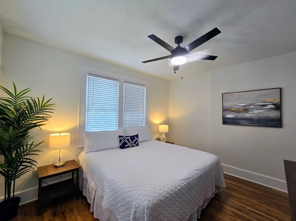 Bright & Modern | Avondale — Avondale, Jacksonville vacation rental (photo 5)